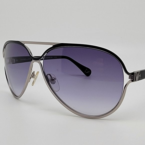 Diane Von Furstenberg Stella DVF817S Black Frame Grey Gradient Lens Sunglasses
